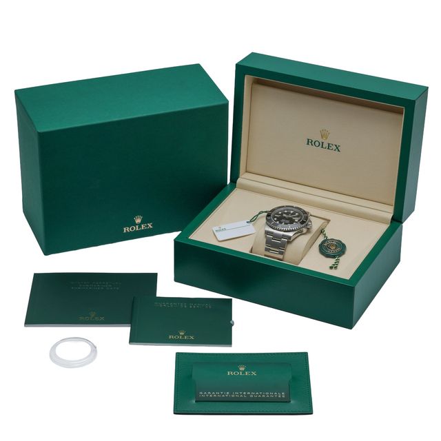 Rolex Submariner 126610 LN Image 7
